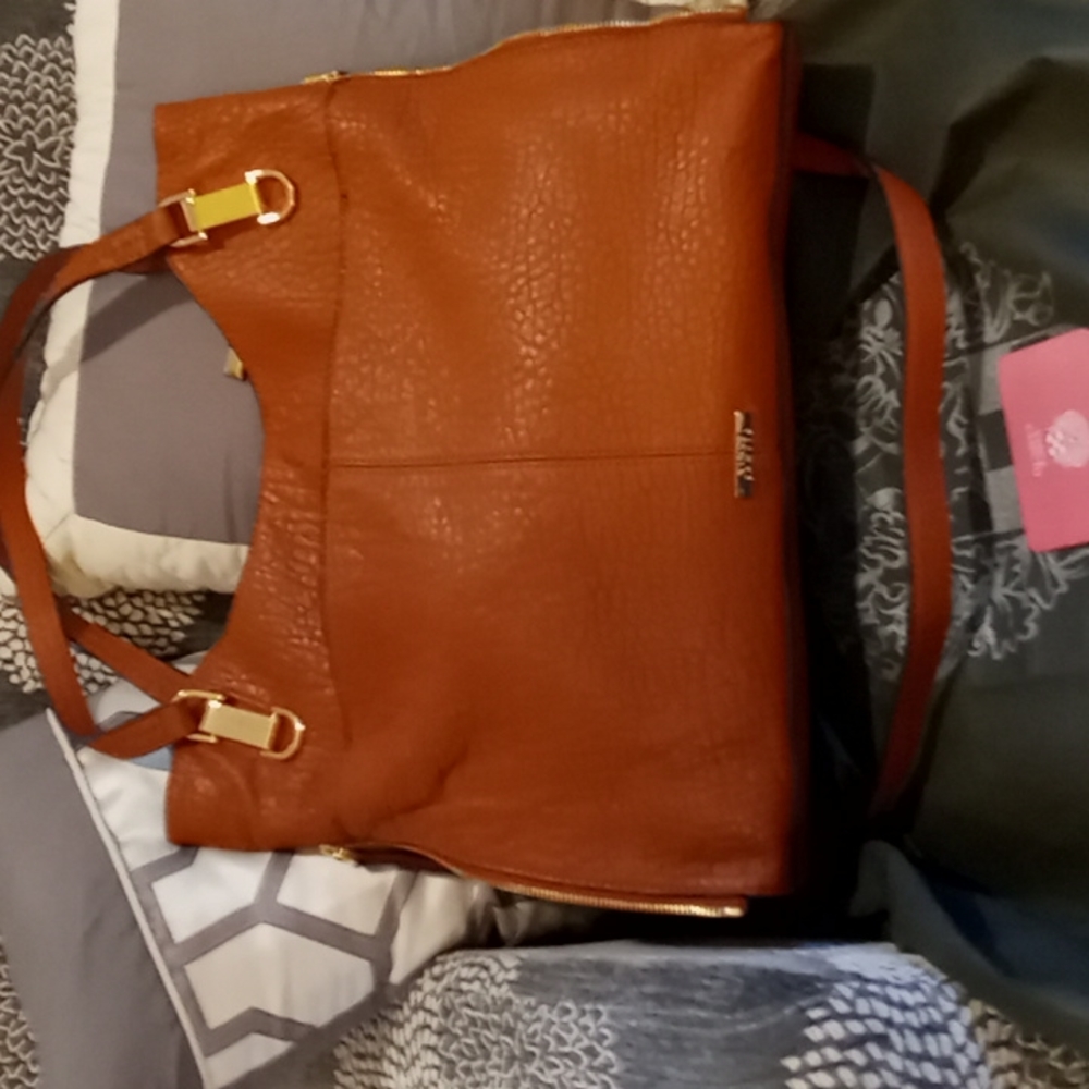 Vince Camuto Eliza Tote Chestnut leather shoulder/crossbody ~ large